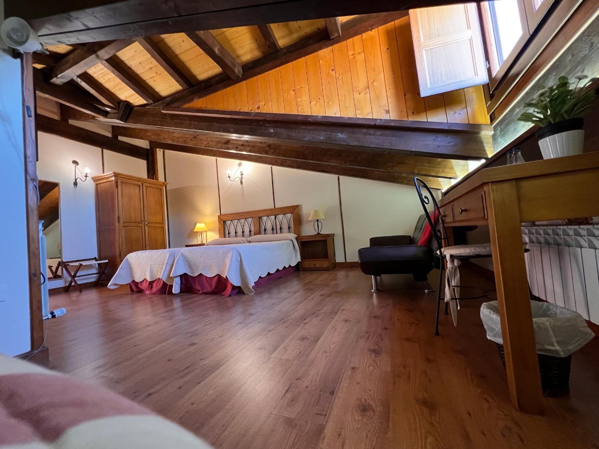 Hotel Rural Restaurante Las Baronas Санта-Крус-де-ла-Сальседа Экстерьер фото