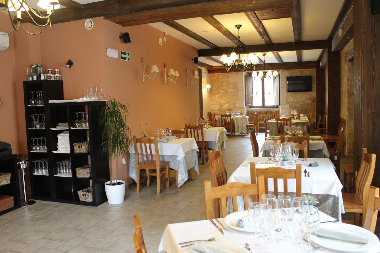 Hotel Rural Restaurante Las Baronas Санта-Крус-де-ла-Сальседа Экстерьер фото